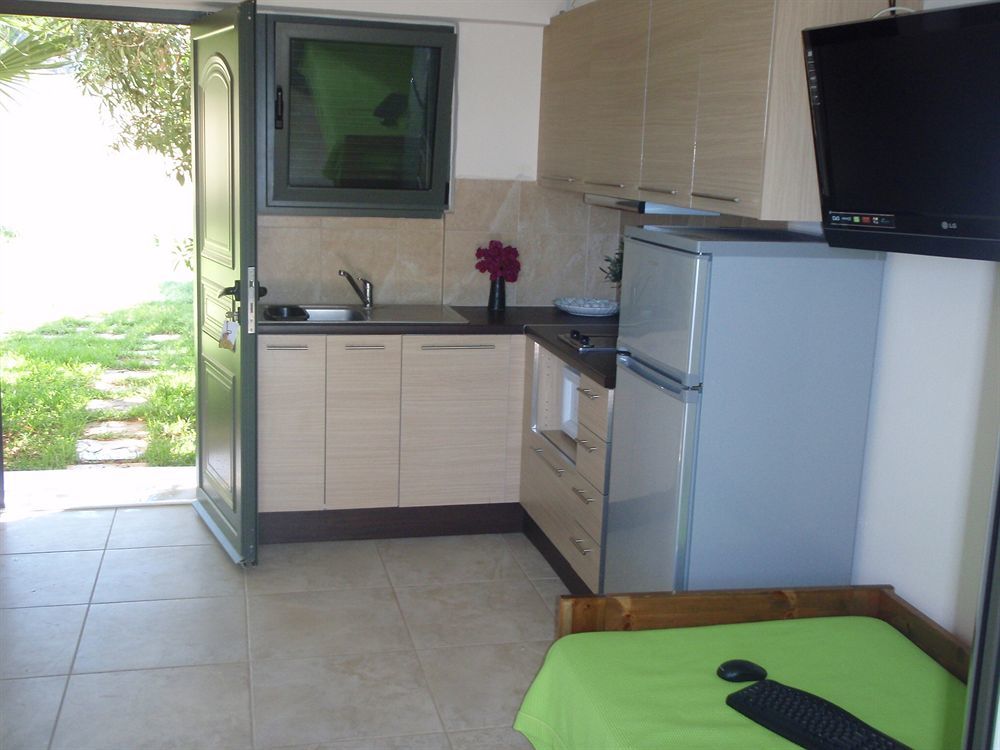 Belvista Luxury Apartments Аргостолион Экстерьер фото